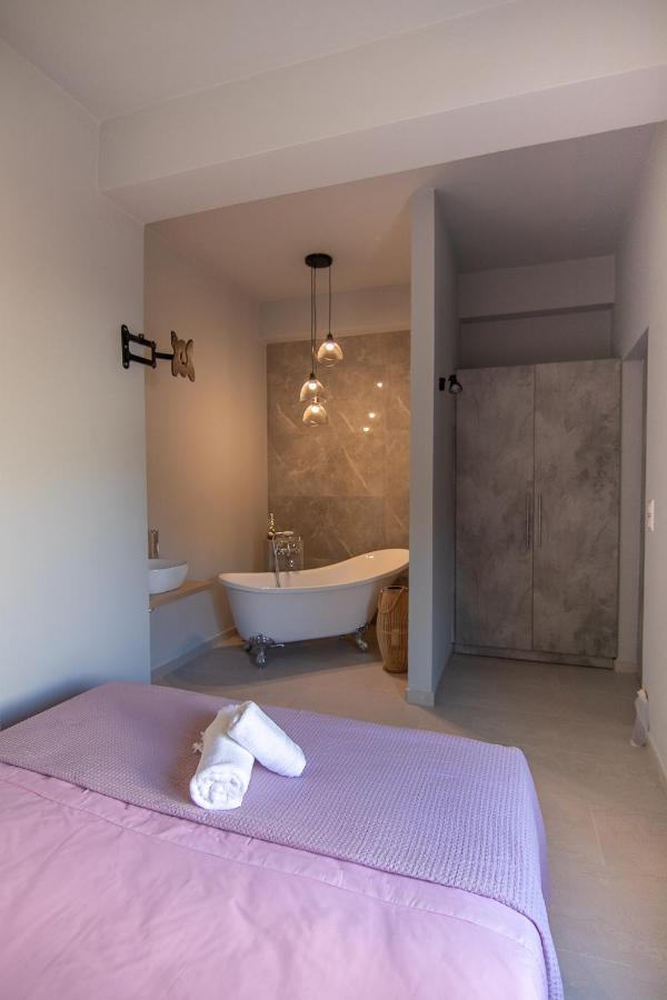 Georgianna'S Suite With Private Pool , 'Greysuite' Kómboi Buitenkant foto