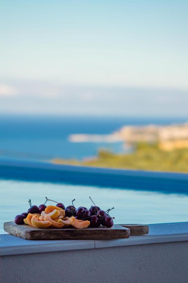 Georgianna'S Suite With Private Pool , 'Greysuite' Kómboi Buitenkant foto