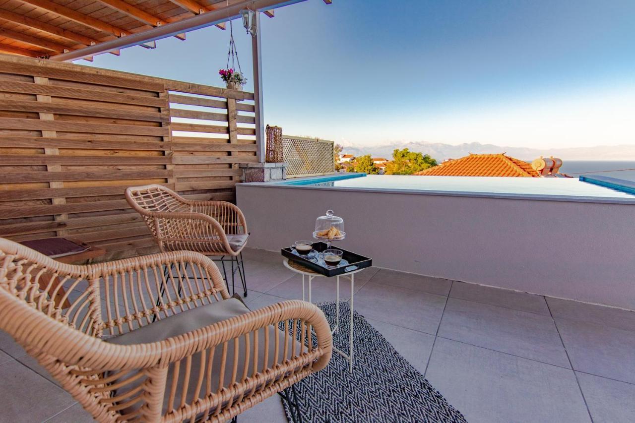 Georgianna'S Suite With Private Pool , 'Greysuite' Kómboi Buitenkant foto